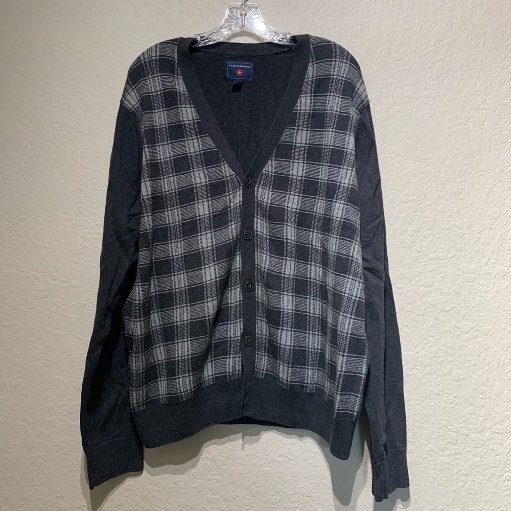 Saddlebred / Grey plaid sweater / size L